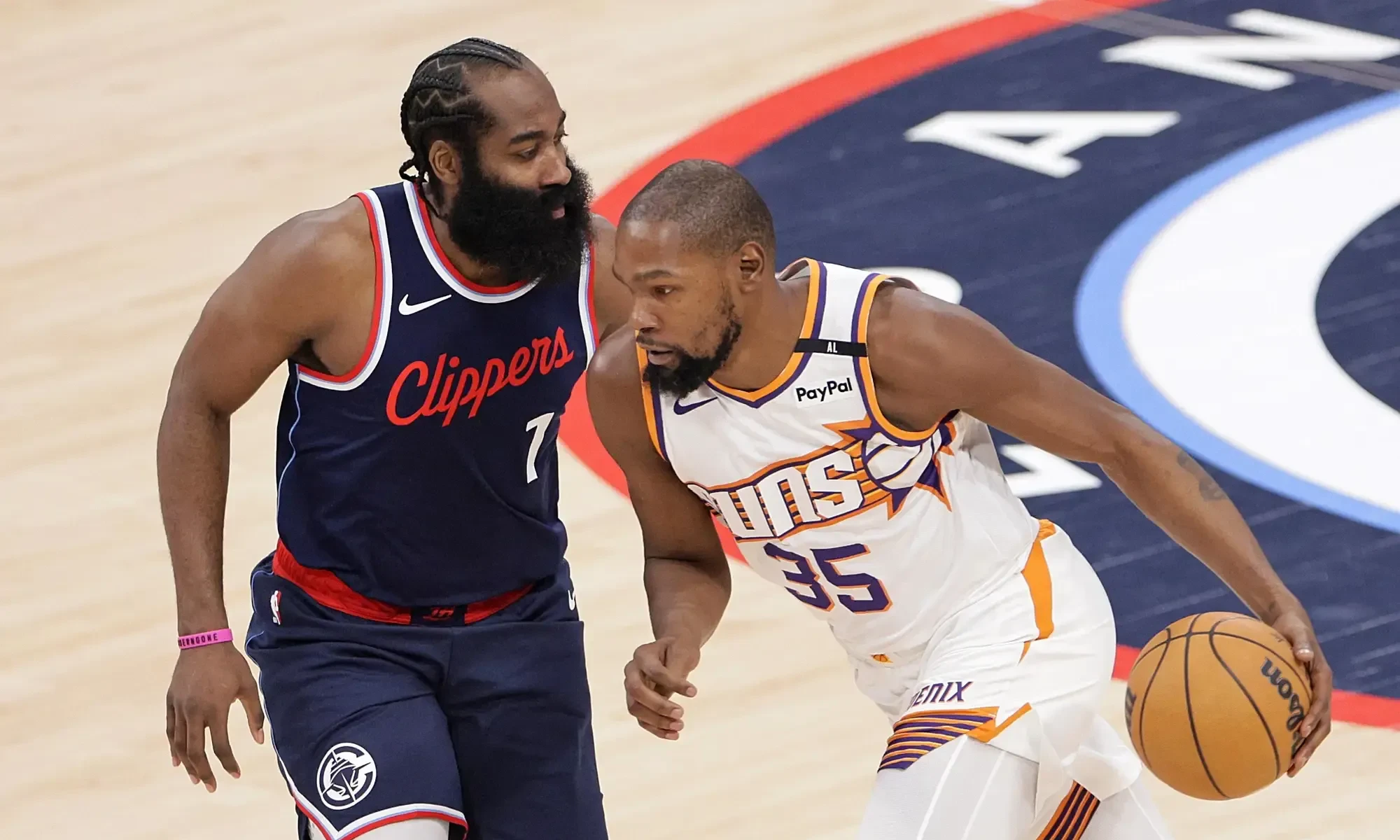 米兰体育-赛地聚焦——亚冠清晨热度飙升，洛杉矶快船内部沟通，赛场秩序良好，细节决定成败(亚冠精英赛焦点战即将上演)