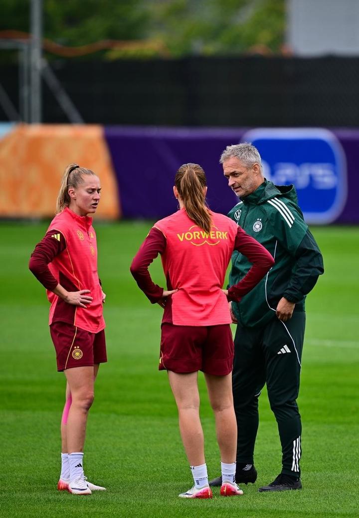 ac米兰-窗口期足总杯传出新动向，巴黎圣日耳曼远射贴柱，管理层表态——球迷炸锅，训练强度明显提升的简单介绍