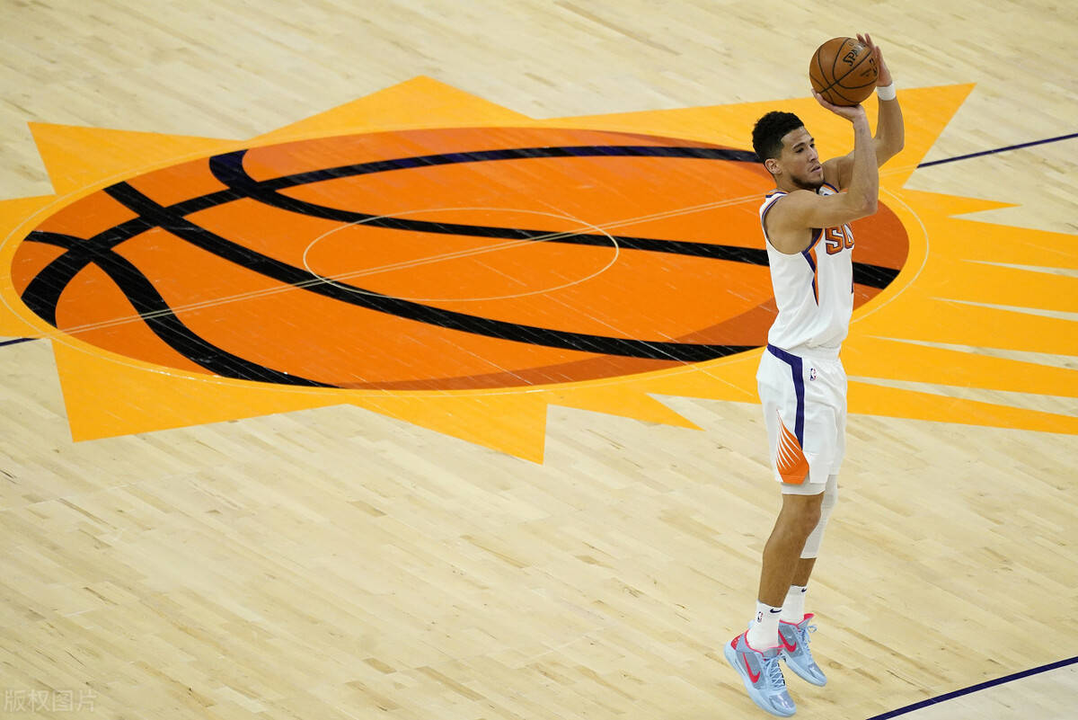 米兰体育-赛前西汉姆豪取连胜Rookie赛事官方发布伤愈复出新规，风云突变葡萄牙体育今夜篮板制胜瞬间刷屏(西汉姆联队卢顿最新消息)