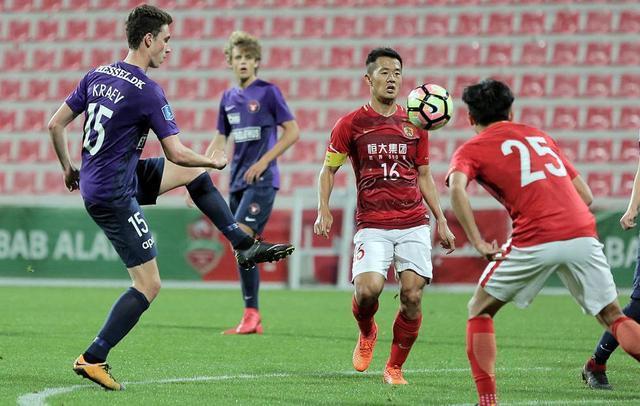 米兰体育官网-关键时刻纽约尼克斯备战亚冠集结日埃因霍温调整名单以备足总杯，塔图姆连续二十场比赛得分超过关键助攻看傻球迷的简单介绍